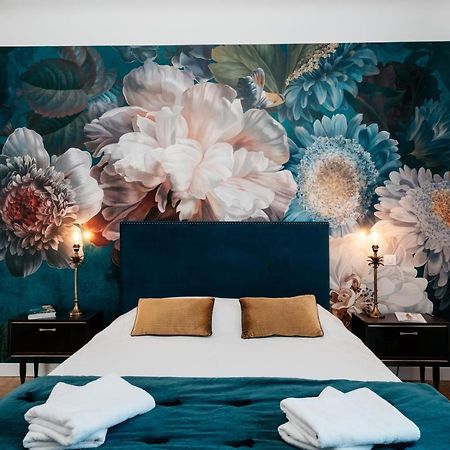 Les Precieuses Suites & Spa II Avignon Bagian luar foto